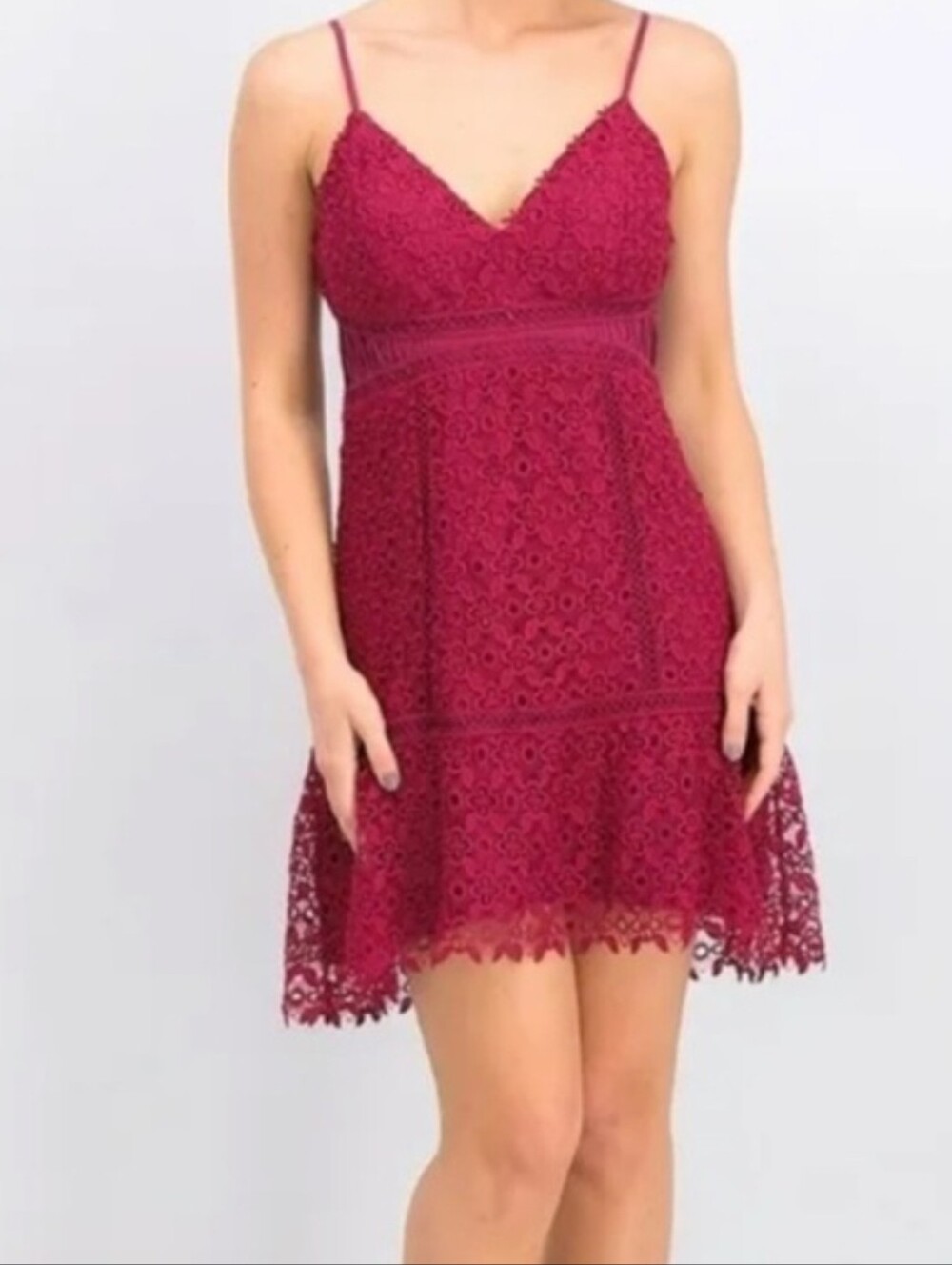 Guess NWT Forbidden Lace Crushed Berry Red Spaghetti Stap Mini Dress Size L